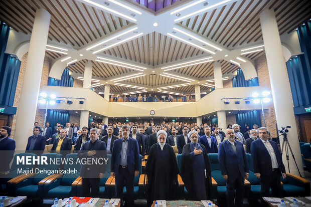 دیدار اقشار مختلف مردم استان یزد با رئیس قوه قضائیه