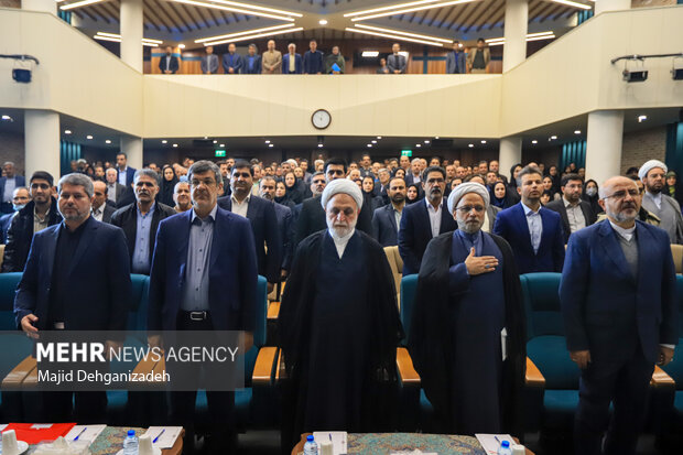 دیدار اقشار مختلف مردم استان یزد با رئیس قوه قضائیه