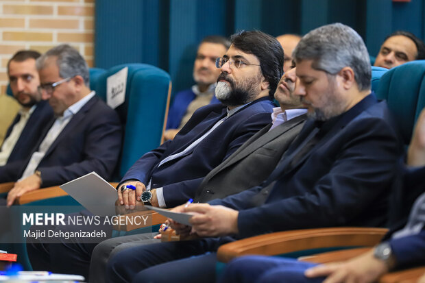 دیدار اقشار مختلف مردم استان یزد با رئیس قوه قضائیه