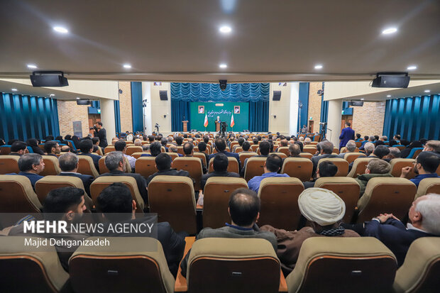 دیدار اقشار مختلف مردم استان یزد با رئیس قوه قضائیه