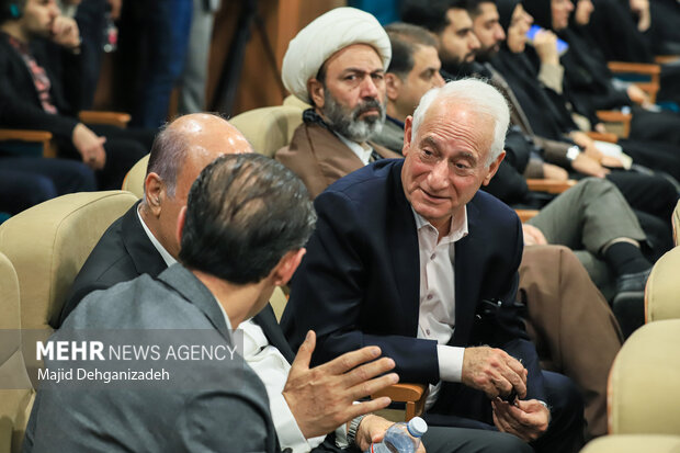 دیدار اقشار مختلف مردم استان یزد با رئیس قوه قضائیه