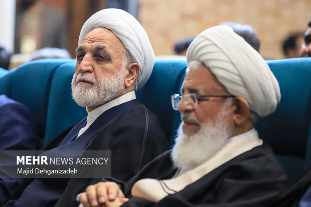 دیدار اقشار مختلف مردم استان یزد با رئیس قوه قضائیه