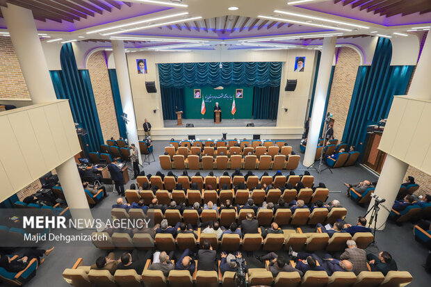 دیدار اقشار مختلف مردم استان یزد با رئیس قوه قضائیه