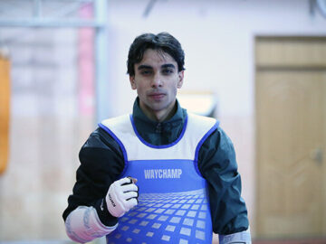 زندی راهی مبارزه پایانی شد