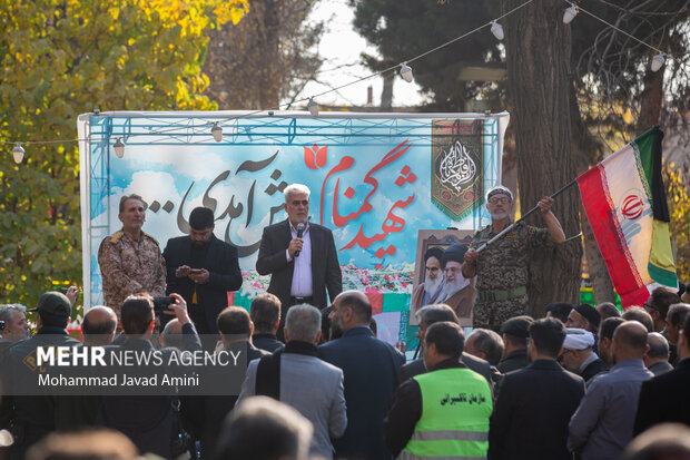 آیین تشیع وتدفین پیکر شهید گمنام در قزوین