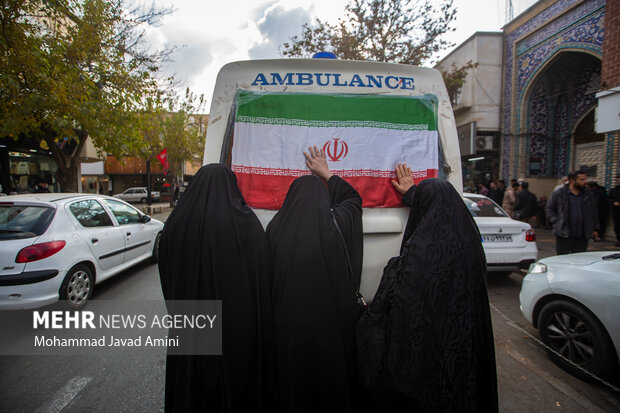 آیین تشیع وتدفین پیکر شهید گمنام در قزوین