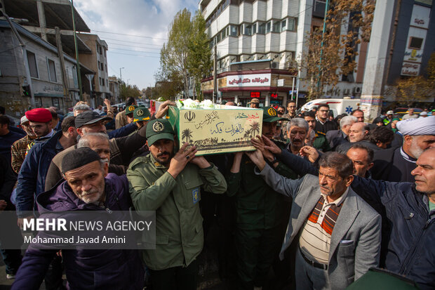 آیین تشیع وتدفین پیکر شهید گمنام در قزوین