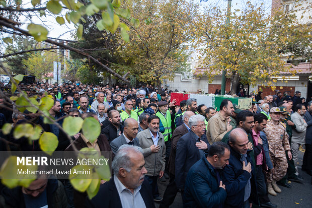 آیین تشیع وتدفین پیکر شهید گمنام در قزوین