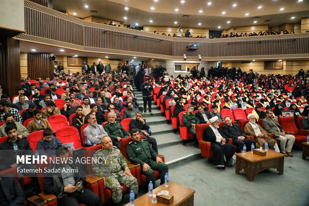 گردهمایی مادران و همسران شهدای قمی