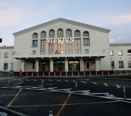 فرودگاه لیتوانی به دلیل نگرانی از پرواز «بالن» تعطیل شد