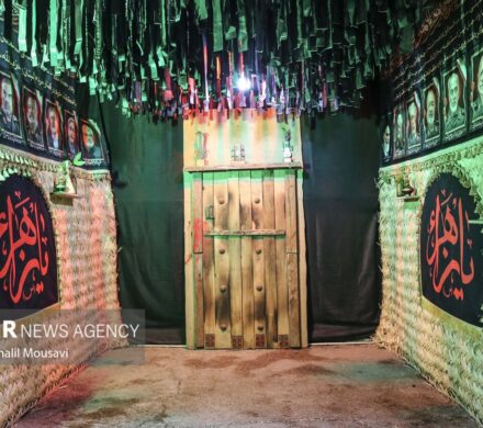 تکریم مادران شهدای فیروزآباد در سالروز وفات حضرت امالبنین (س)