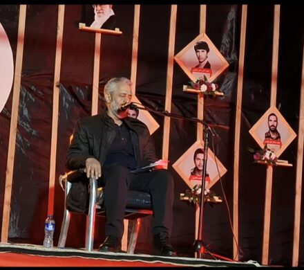 نوای عرفانی حاج محمد کریمی در وداع شاهرود با شهید گمنام