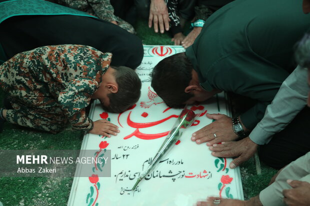 تشییع و تدفین پیکر شهید گمنام هشت سال دفاع مقدس در هشتبندی