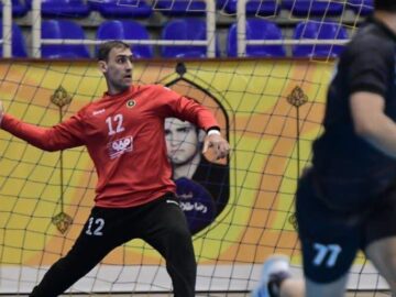 دروازه‌بان سپاهان: روح ورزش به حضور هواداران وابسته است