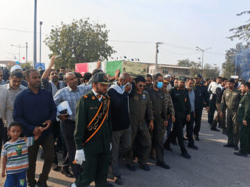 شهید گمنام ۲۳ ساله مهمان منطقه یکم نیروی دریایی سپاه شد