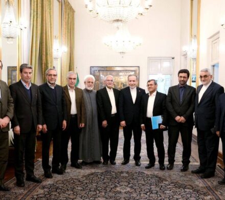 نشست مشترک عراقچی با جمعی از نمایندگان مجلس شورای اسلامی