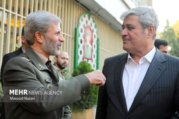 دیدار اعضای کمیسیون برنامه و بودجه و محاسبات مجلس شورای اسلامی با فرمانده کل ارتش