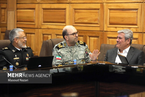 دیدار اعضای کمیسیون برنامه و بودجه و محاسبات مجلس شورای اسلامی با فرمانده کل ارتش
