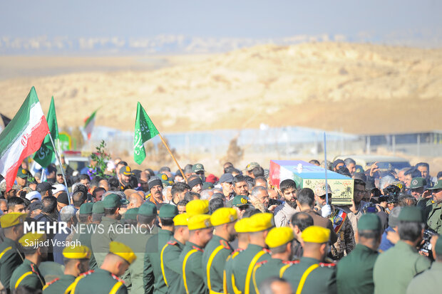 تشییع شهید گمنام در همدان