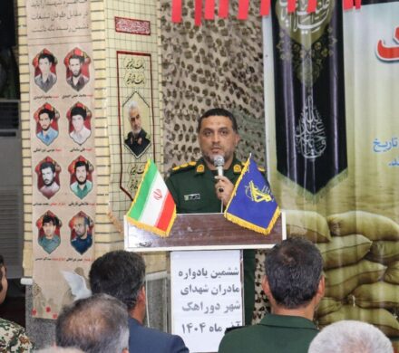 فرمانده سپاه دیّر: مادران شهدا معلم صبر و ایمان هستند