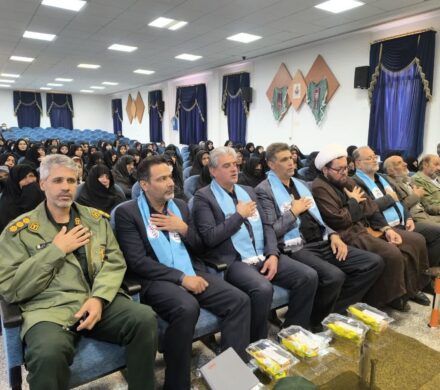 تکریم و تجلیل از مادران و همسران شهدا بمناسبت وفات حضرت ام البنین (س)