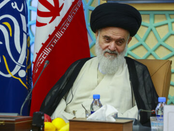 آستانهای مقدس مأموریت انتقال معارف اهل بیت(ع) به شیعیان جهان را دارند