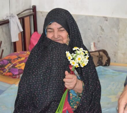 آیین شکوه ایثار در بهاباد برگزار شد