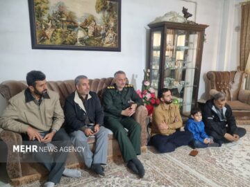 سرهنگ پارسا: روایت زندگی شهدا رسالت اصلی اصحاب رسانه است