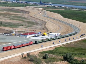 افزایش نقش آستراخان در تبدیل کریدور شمال–جنوب به محور حمل‌ونقل اوراسیا