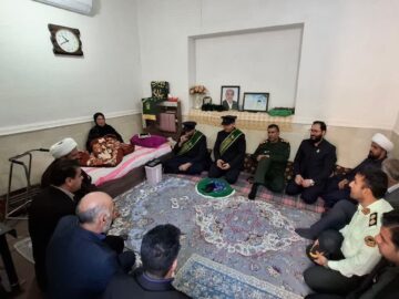 مادر شهید «محمود ناطقزاده» در دیلم تجلیل شد