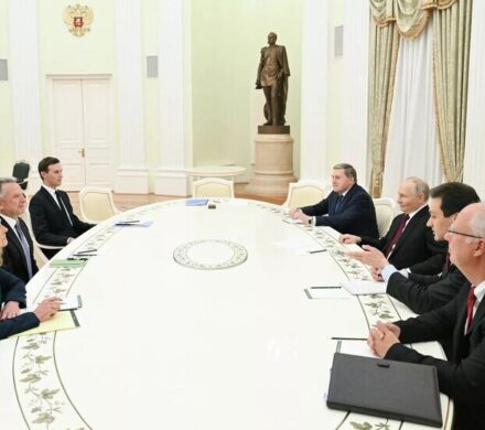 مخالفت روسیه با بخشهایی از طرح آمریکا برای پایان جنگ با اوکراین