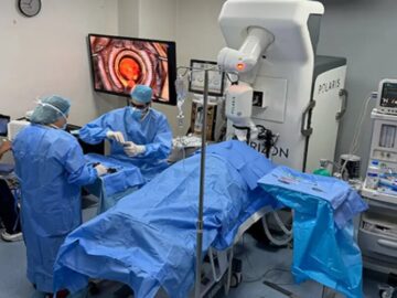 روباتها برای نخستین بار جراح آب مروارید شدند