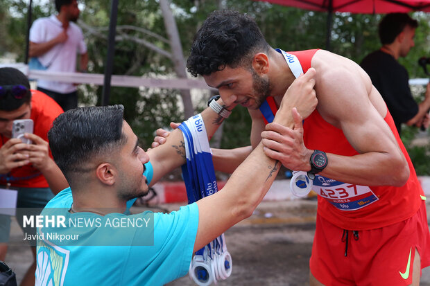 مسابقه دوی ماراتن پنج هزار نفری کیش