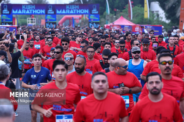 مسابقه دوی ماراتن پنج هزار نفری کیش
