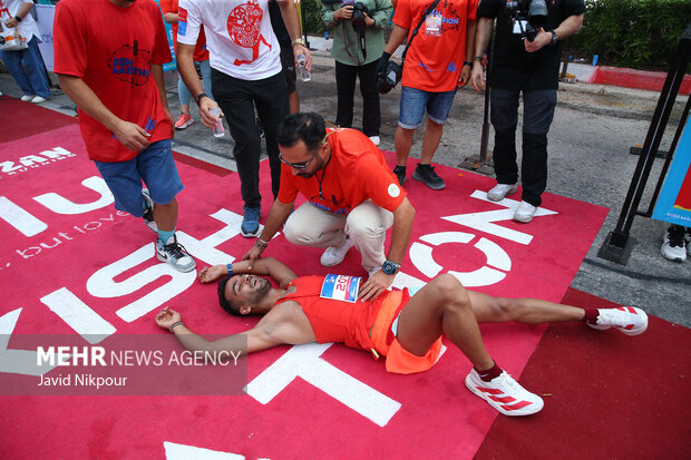 مسابقه دوی ماراتن پنج هزار نفری کیش
