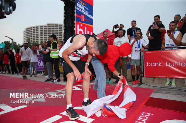 مسابقه دوی ماراتن پنج هزار نفری کیش