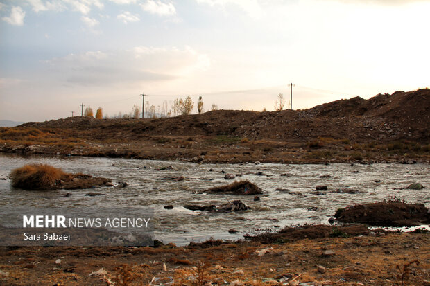 وضعیت نامطلوب قره‌سو؛ از انباشت زباله تا ورود فاضلاب شهری