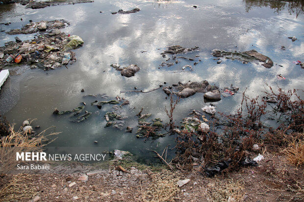 وضعیت نامطلوب قره‌سو؛ از انباشت زباله تا ورود فاضلاب شهری