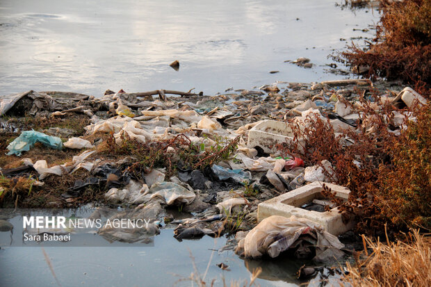 وضعیت نامطلوب قره‌سو؛ از انباشت زباله تا ورود فاضلاب شهری