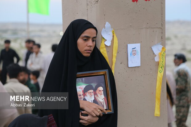 تشییع و خاکسپاری پیکر مطهر شهید گمنام در روستای پالور سیریک