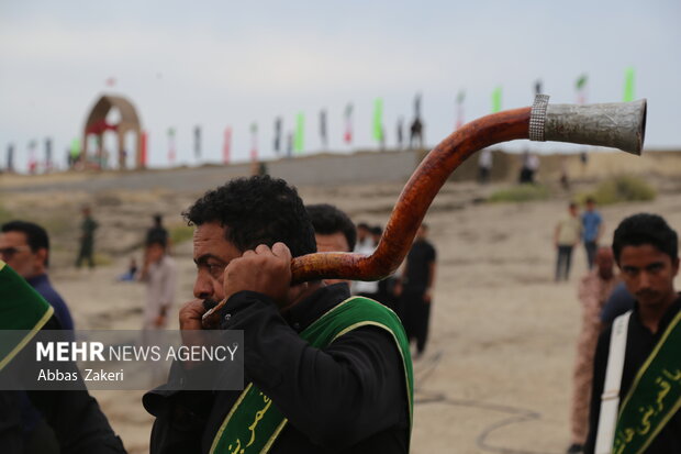تشییع و خاکسپاری پیکر مطهر شهید گمنام در روستای پالور سیریک