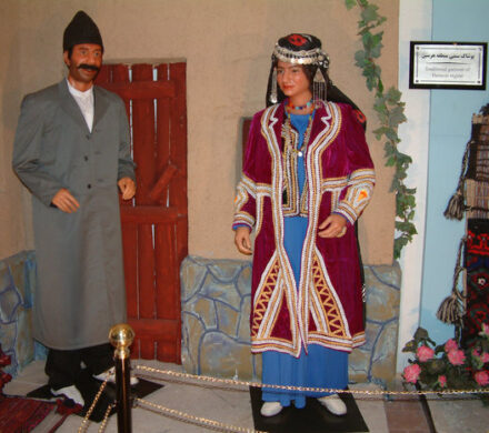 جامه فرهنگ بر تن ایلام؛ روایت رنگها، نقشها و پیوند با ریشهها