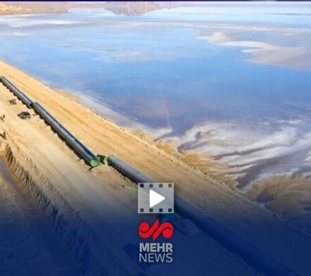 افتتاح پروژه انتقال آب دریا به صنایع استان اصفهان توسط رئیس‌جمهور