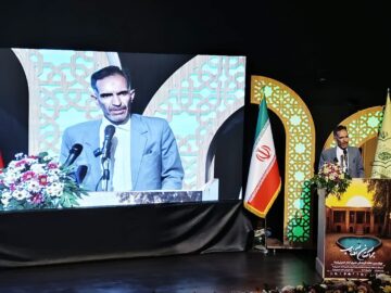 بیات: بخش خصوصی موتور محرک توسعه میراث فرهنگی خمین است