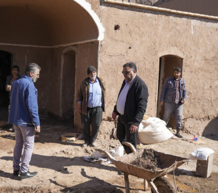 نیکرو: مرمت آثار تاریخی استان کرمان با رویکرد فنی و بومی پیش میرود