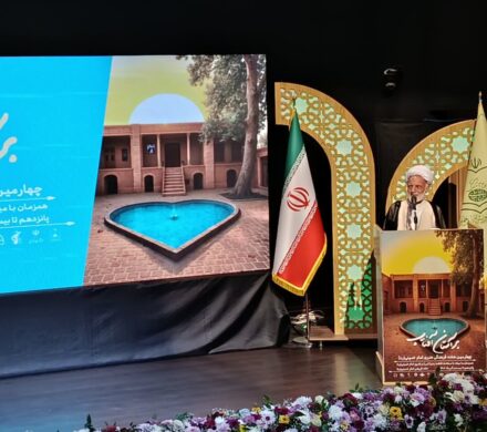 دری: عصر امام خمینی(ره) یک دوره بی‌نظیر در تاریخ معاصر است