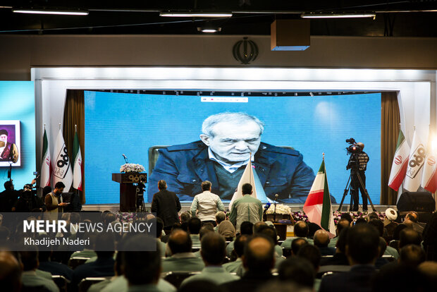 افتتاح پروژه ملی انتقال آب خلیج فارس به فولاد مبارکه اصفهان