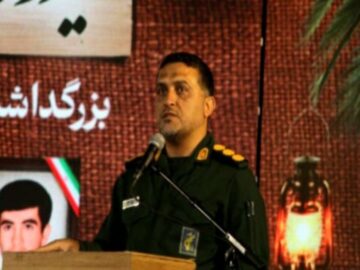 حسینی‌نیا: شهرستان دیّر مرکز عشق و ارادت مردم به ولایت است