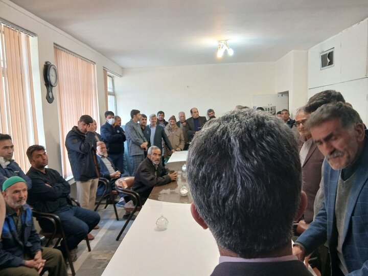 سرمایهگذار شترمرغ از دستور استاندار خراسان شمالی سرپیچی کرد