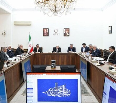 عارف: طرح ۲۰ هزار مگاوات نیروگاه‌های اتمی یک ضرورت انکارناپذیر است